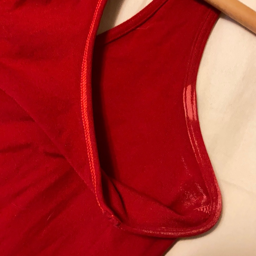 Lululemon red cool Racerback - Picture 4 of 6